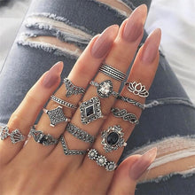 Load image into Gallery viewer, Lotus Silver Ring Set