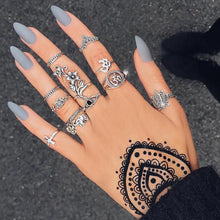 Load image into Gallery viewer, Lotus Ring Set